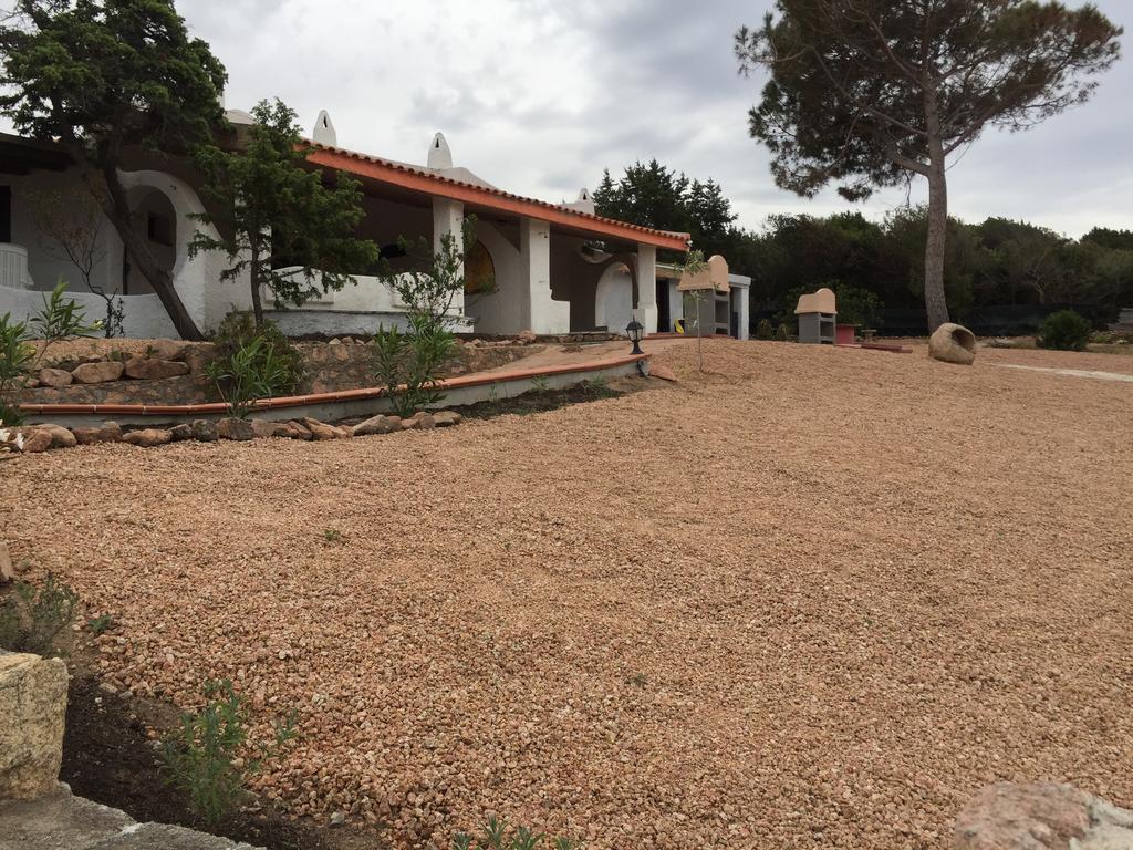 Appartamenti In Villa La Marinedda Isola Rossa Exterior foto